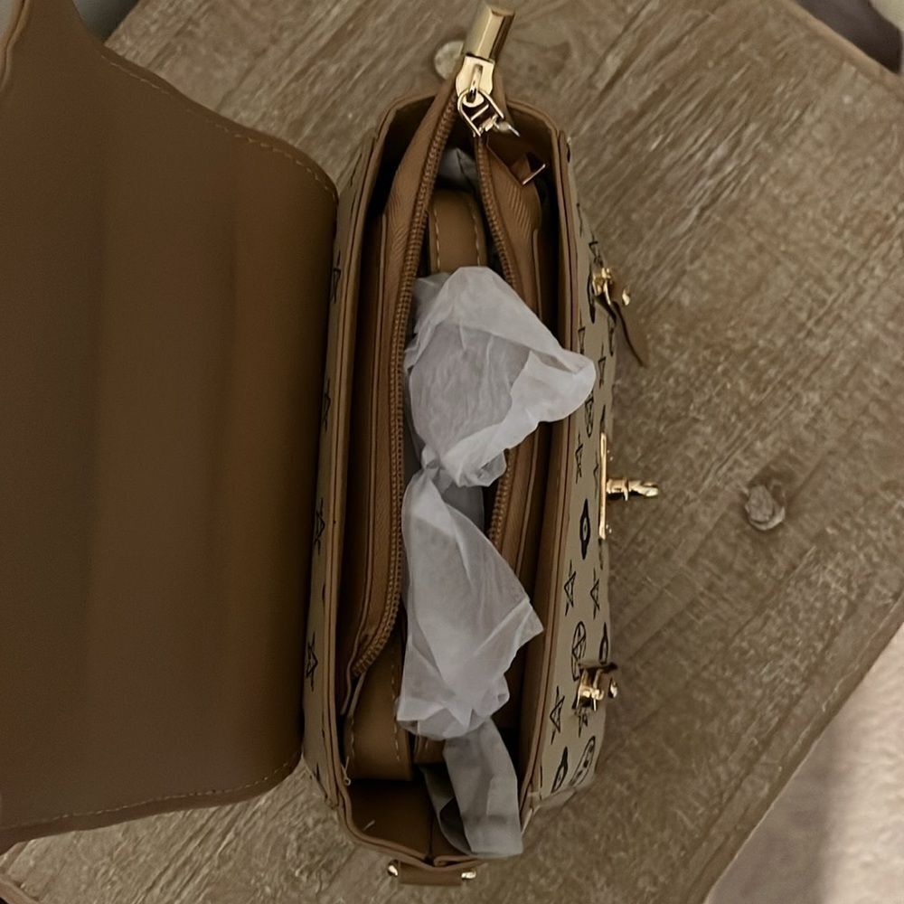 Fashion Purse - Picture 5 of 7